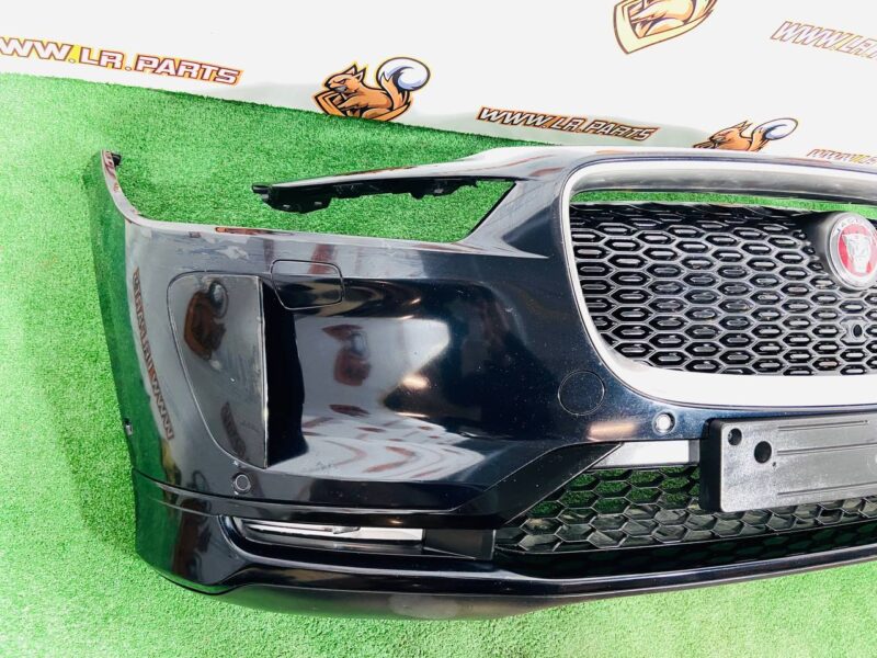 T4K5982LML Front bumper assembly 6 sensors Jaguar I-Pace X590 (2018-) Used - Image 38