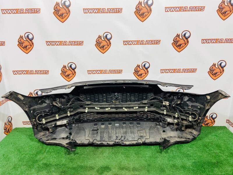 T4K5982LML Front bumper assembly 6 sensors Jaguar I-Pace X590 (2018-) Used - Image 46