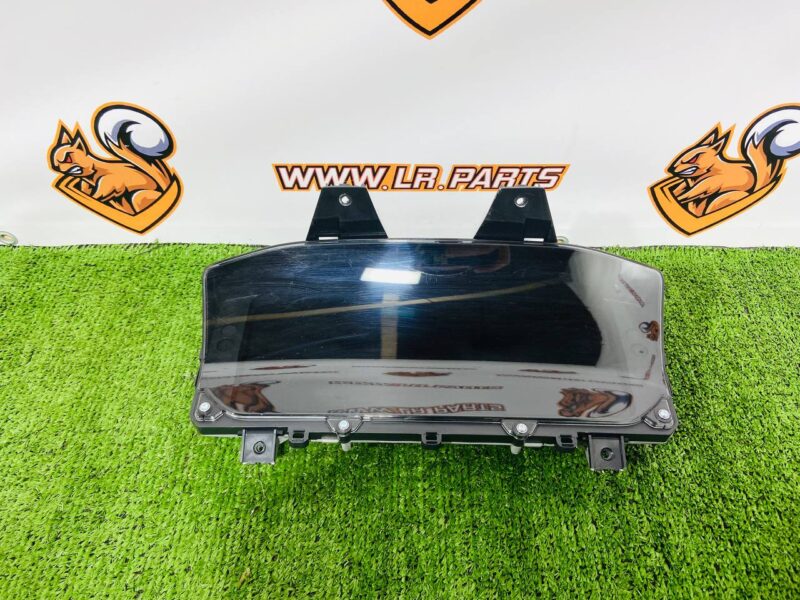 T4K8236 Instrument cluster TFT Jaguar I-Pace X590 (2018-) Used cost  € in stock 2 pcs.