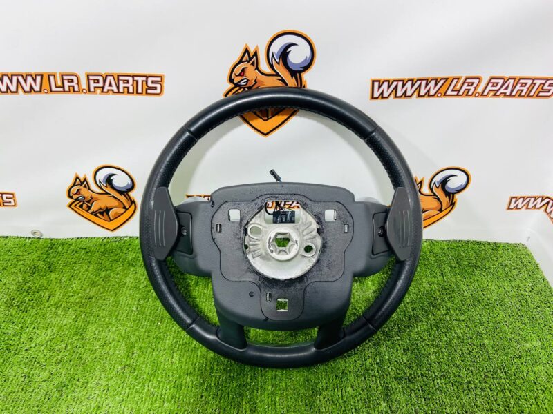 LR043065 Steering wheel for AIR BAG with switches Range Rover Sport L494 (2014-2022) Used cost  € in stock 2 pcs.