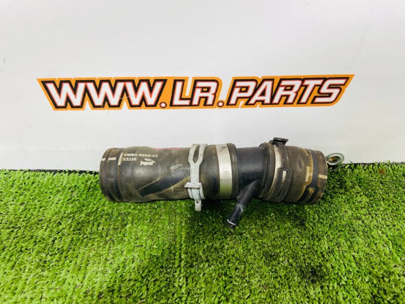 LR049990 Thermostat nozzle Range Rover Sport L494 (2014-2022) Used cost 20 € in stock 2 pcs.