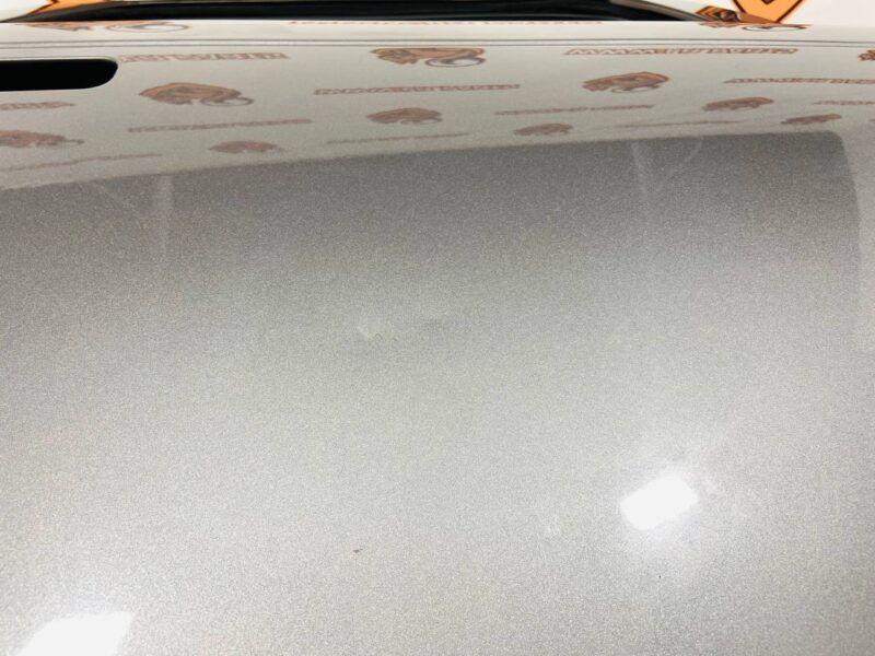 LR091719 Rear right door Range Rover Velar L560 (2018-) Used - Image 18