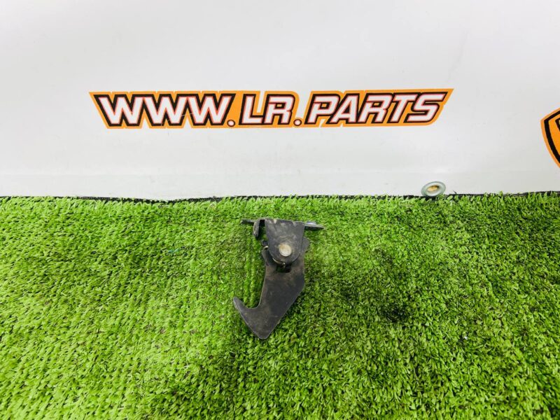 LR093224 Hood release handle under the hood Range Rover Velar L560 (2018-) Used - Image 20