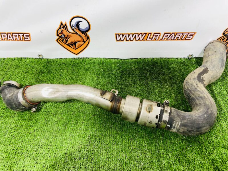 LR109964 Pipe 3.0TD radiator Range Rover Sport L494 (2014-2022) used cost 80 € in stock 3 pcs.
