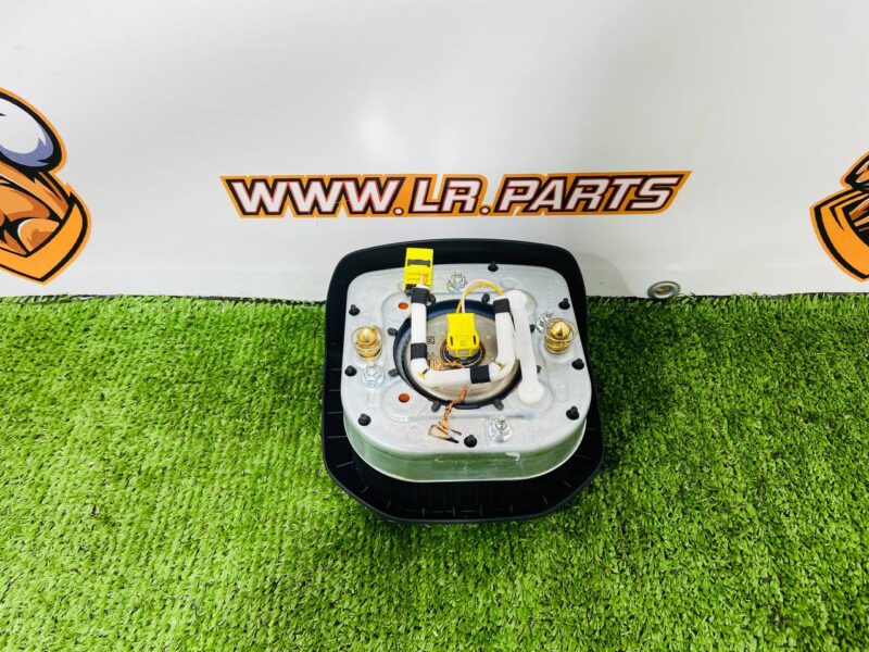 LR133297 Safety pillow in the steering wheel Range Rover Evoque New L551 (2019-) used cost  € in stock 1 pcs.