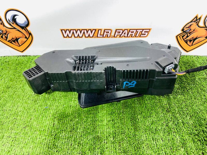 T4A11600 Display Profit Jaguar F-Pace X761 (2017-) used cost  € in stock 1 pcs.
