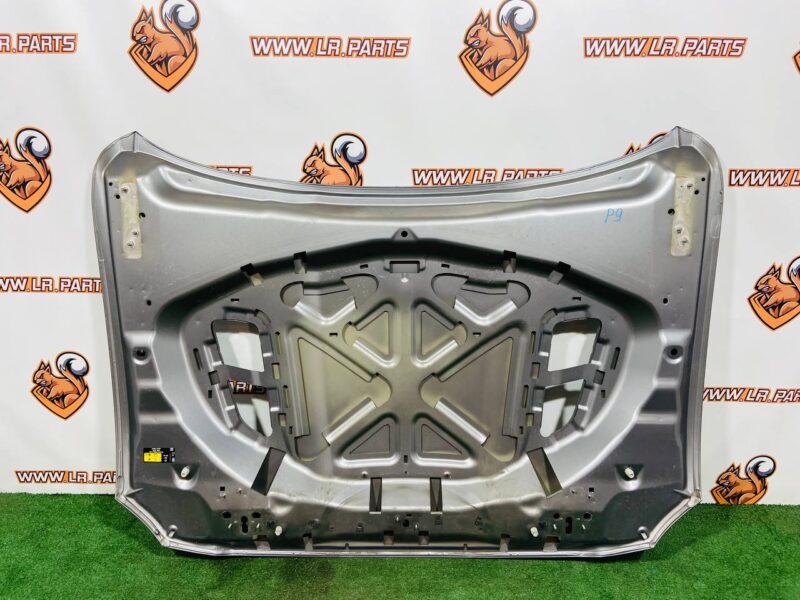 T4A17645 Hood SVR Jaguar F-Pace X761 (2017-) USED cost  € in stock 2 pcs.