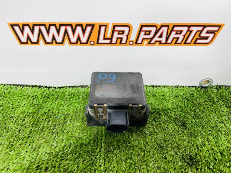 T4A18242 Active cruise control radar Jaguar F-Pace X761 (2017-) used cost 850 € in stock 1 pcs.