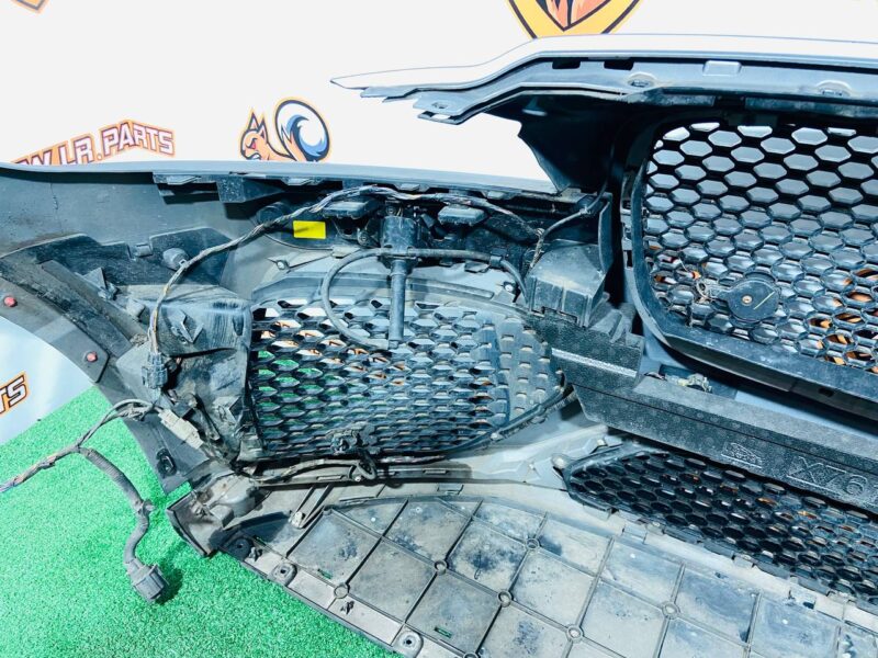 T4A36296LML Front bumper SVR complete Jaguar F-Pace X761 (2017-) Used - Image 14