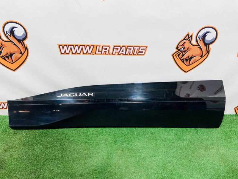 T4K10128LML Front left lower door molding Jaguar I-Pace X590 (2018-) Used - Image 20