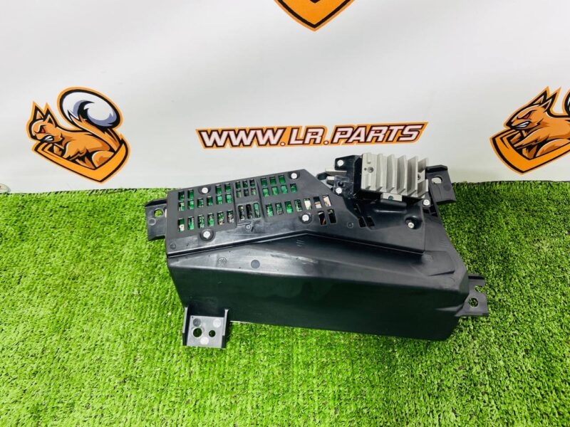 T4K1257 Head-up display Jaguar I-Pace X590 (2018-) Used cost  € in stock 3 pcs.