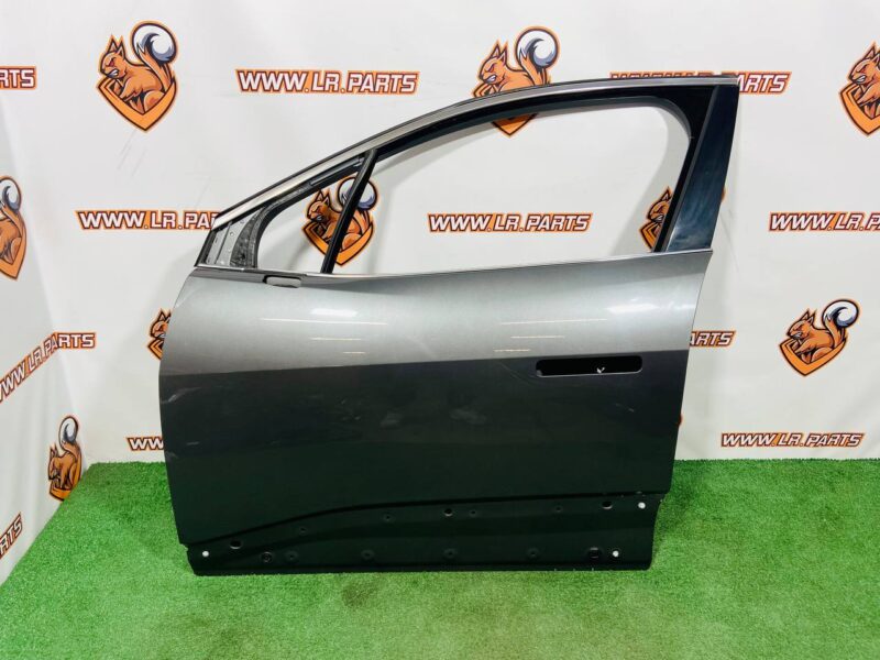 T4K1542 Front left door Jaguar I-Pace X590 (2018-) Used cost 650 € in stock 3 pcs.