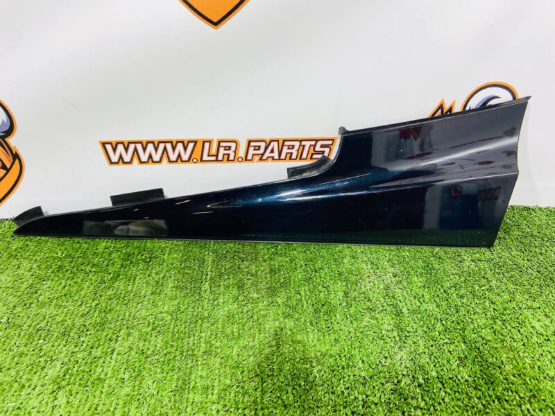 T4K1748LML Roof trim element with reinforcement left Jaguar I-Pace X590 (2018-) USED cost 50 € in stock 4 pcs.