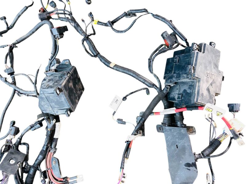 T4K18565 Wiring Jaguar I-Pace X590 (2018-) Used cost 600 € in stock 5 pcs.