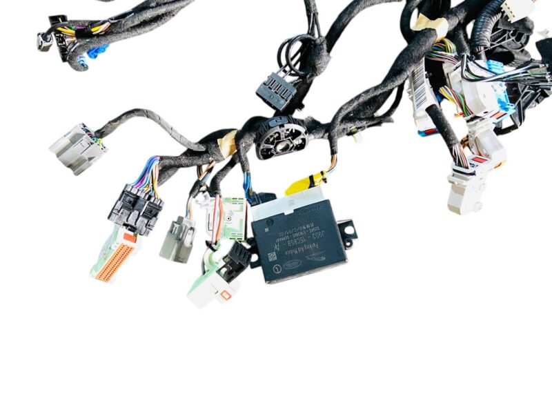 T4K18565 Wiring Jaguar I-Pace X590 (2018-) Used cost 600 € in stock 5 pcs.