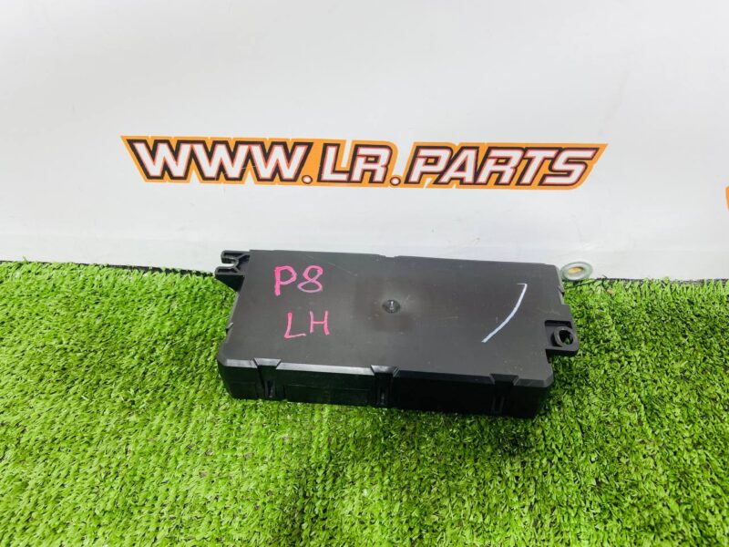 LR081329 Front seat control unit Range Rover Sport L494 (2014-2022) USED - Image 26