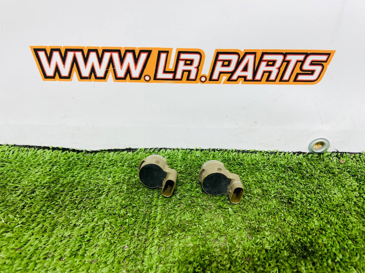 LR095414 Front/Rear Parking Sensor 2018- Range Rover Sport L494 (2014-2022) Used cost 60 € in stock 2 pcs.