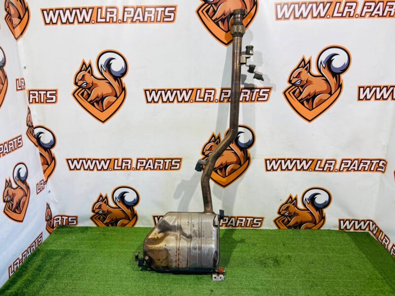 LR114107 Rear muffler for Range Rover Evoque New L551 (2019-) Used cost  € in stock 1 pcs.