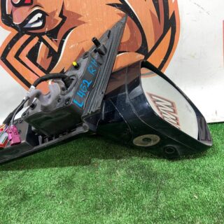 LR142306 Right exterior mirror 2021 - assembled +dead zones +camera +antichrome +parktronic Land Rover Discovery 5 L462 (2017-) Used cost  € in stock 1 pcs.