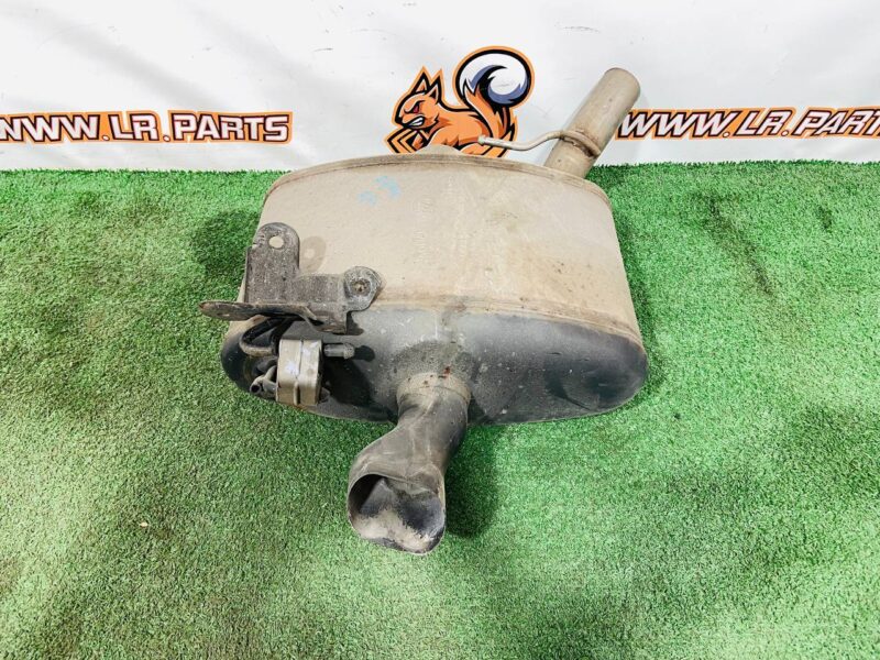 LR146137 Right rear muffler 3.0D Range Rover Sport L494 (2014-2022) used cost 200 € in stock 1 pcs.