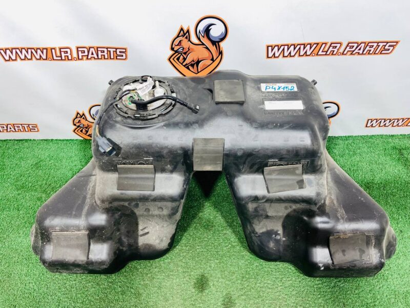 T2P1493 Fuel Tank Plastic Jaguar F-Type X152 (2014-) Used cost  € in stock 1 pcs.