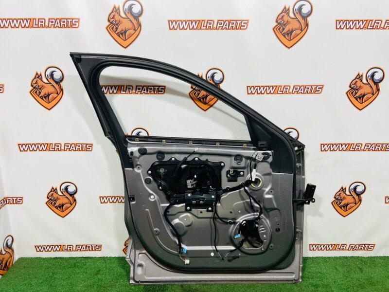 T4A1369KIT4 Front left door assembly for Jaguar F-Pace X761 (2017-) Used cost  € in stock 1 pcs.