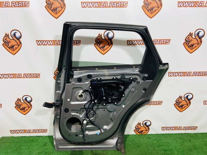 T4A1370KIT3 Right rear door kit for Jaguar F-Pace X761 (2017-) used cost  € in stock 1 pcs.