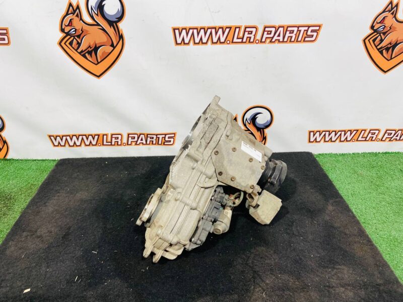 T4A17078 Transfer case SVR Jaguar F-Pace X761 (2017-) Used cost  € in stock 2 pcs.