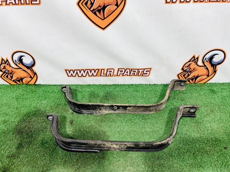 T4A17888 Fuel tank bracket set for Jaguar F-Pace X761 (2017-) Used cost  € in stock 1 pcs.