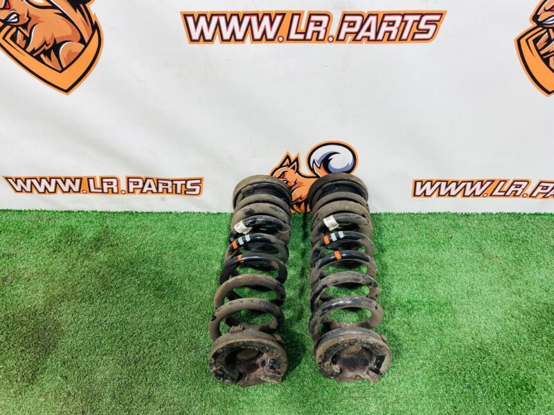 T4A33369 Rear spring for Jaguar F-Pace X761 (2017-) Used cost  € in stock 2 pcs.