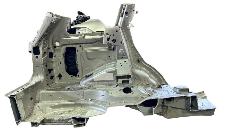 LR036413 Quarter rear left Range Rover L405 (2013-2021) Used cost 750 € in stock 2 pcs.