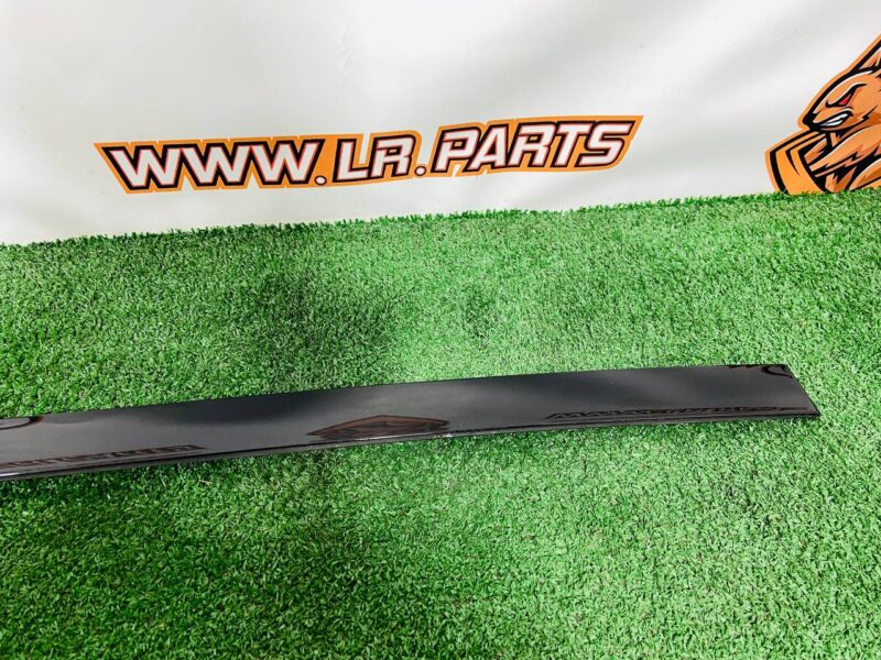 LR072887 Right exterior roof molding for Range Rover Sport L494 (2014-2022) used cost 120 € in stock 3 pcs.