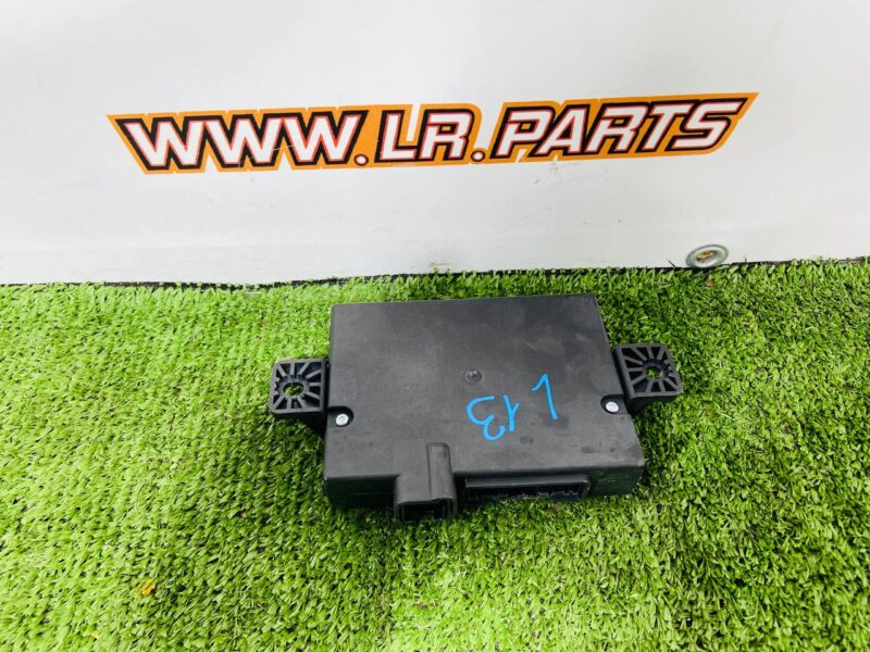 LR117932 Keyless-Go control unit Land Rover Discovery Sport L550 (2015-) USED - Image 31