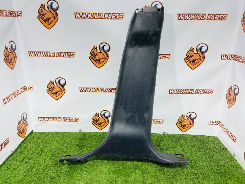 LR127181 Right interior pillar trim Land Rover Discovery Sport L550 (2015-) used cost 70 € in stock 1 pcs.