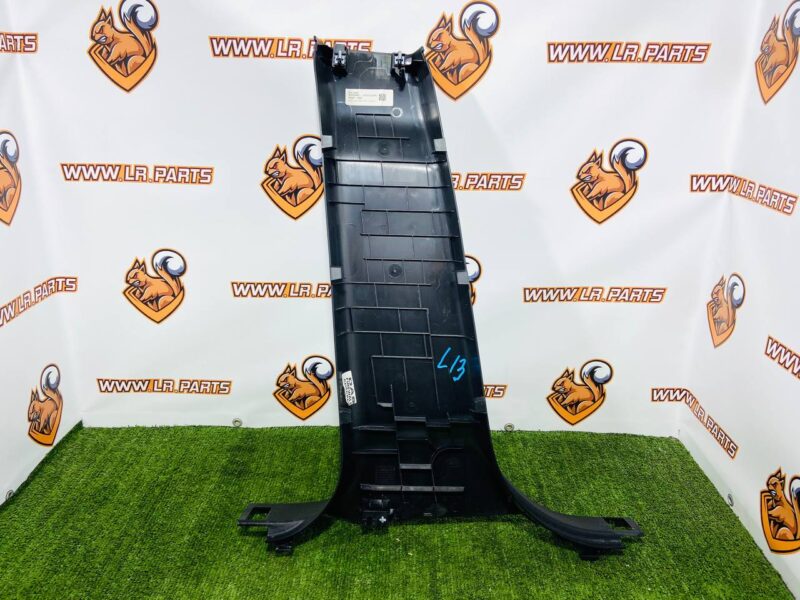 LR127181 Right interior pillar trim Land Rover Discovery Sport L550 (2015-) used cost 70 € in stock 1 pcs.
