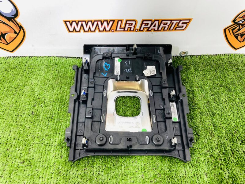 LR127284 Cover of the central console Land Rover Discovery Sport L550 (2015-) Used cost  € in stock 1 pcs.