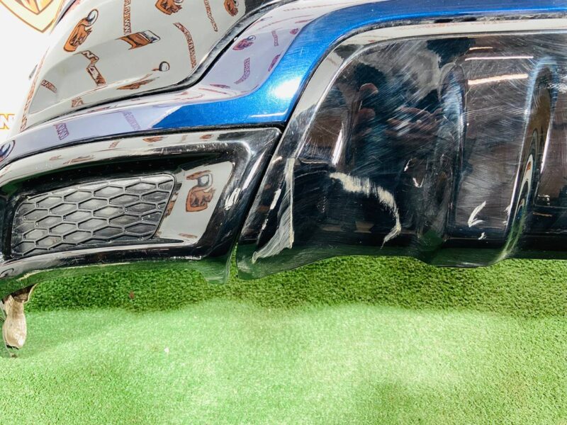 LR129388KIT Rear bumper assembly 2019- Land Rover Discovery Sport L550 (2015-) Used cost  € in stock 1 pcs.