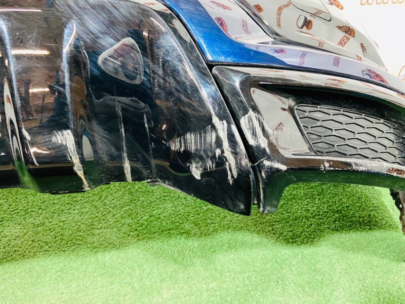 LR129388KIT Rear bumper assembly 2019- Land Rover Discovery Sport L550 (2015-) Used cost  € in stock 1 pcs.