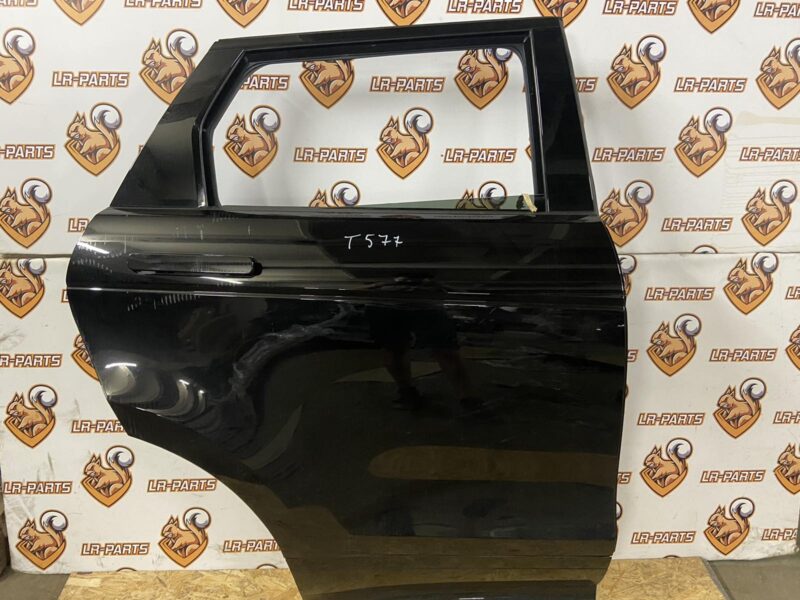 LR138383 Rear right door Range Rover Evoque New L551 (2019-) Used cost 500 € in stock 1 pcs.