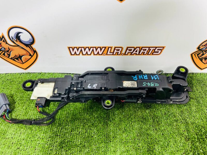 LR144893 Exterior rear right door handle Range Rover Evoque New L551 (2019-) Used cost 75 € in stock 1 pcs.