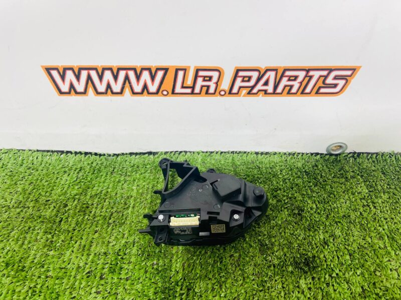 T4A42033 Right Steering Wheel Switch Jaguar F-Pace X761 (2017-) Used cost  € in stock 1 pcs.