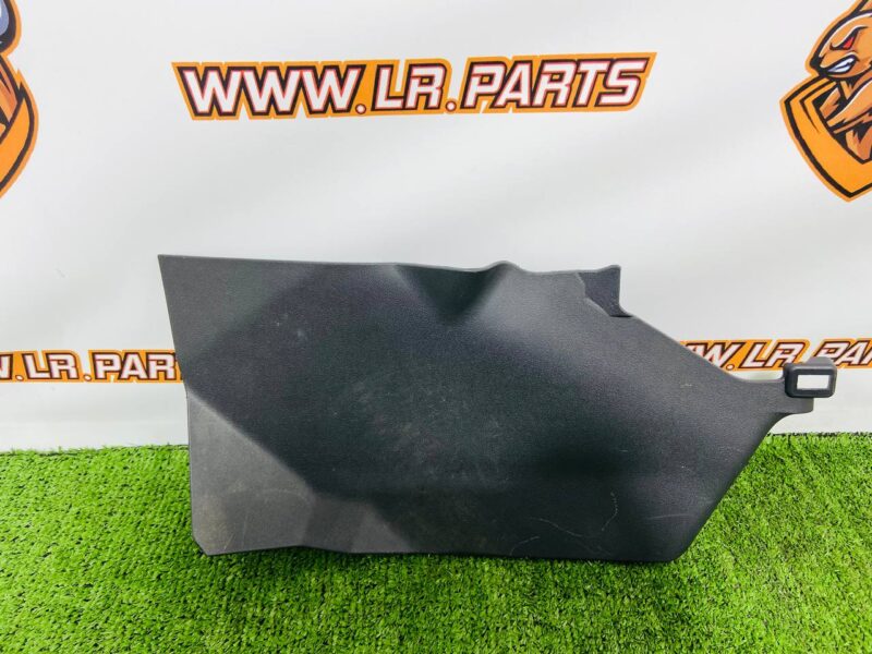 T4K8379 Center console trim left Jaguar I-Pace X590 (2018-) Used cost  € in stock 1 pcs.