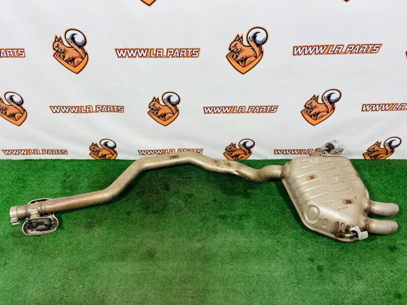 126123476 Assembled muffler 3.0 D Range Rover Sport L461 (2023-) Used cost 950 € in stock 1 pcs.