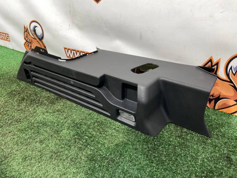 526123928PVJ Left rear body panel finish for Range Rover Sport L461 (2023-) Used"" cost  € in stock 1 pcs.