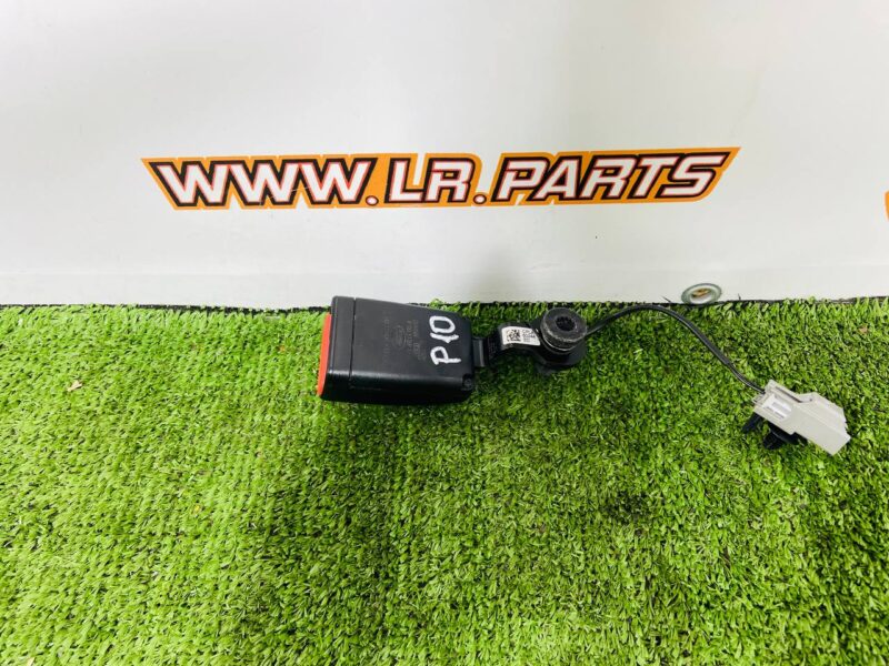 CPLA60044BD Rear seat belt buckle for Range Rover L405 (2013-2021) Used cost  € in stock 1 pcs.