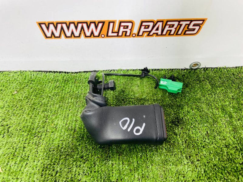 FK7260045BB Rear central seat belt buckle for Range Rover L405 (2013-2021) Used cost  € in stock 1 pcs.