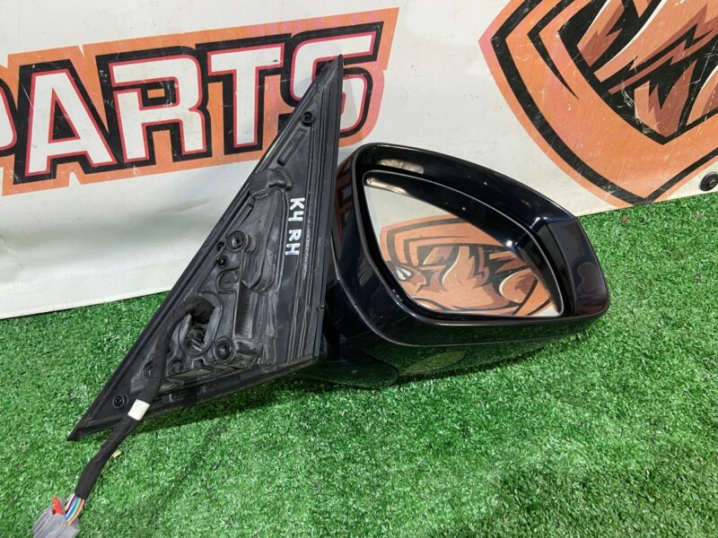LR064728 Exterior mirror right Range Rover L405 (2013-2021) used cost  € in stock 2 pcs.
