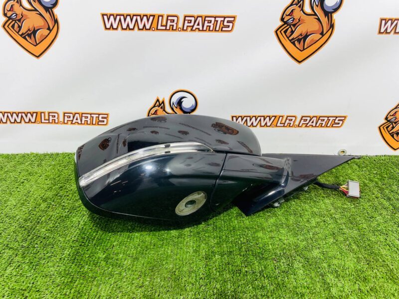 LR064728 Exterior mirror right Range Rover L405 (2013-2021) used cost  € in stock 2 pcs.