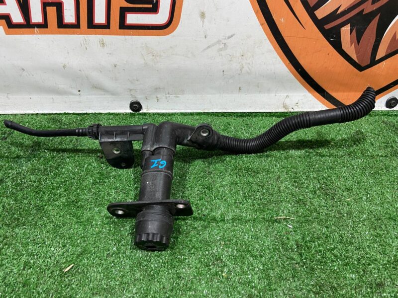 LR071891 Adblue fuel supply pipe Land Rover Discovery 5 L462 (2017-) used cost 15 € in stock 1 pcs.