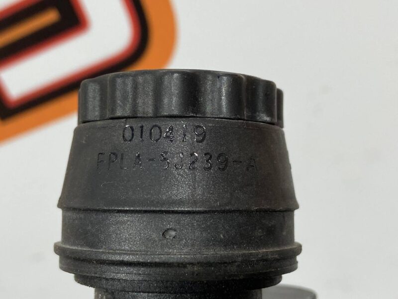 LR071891 Adblue fuel supply pipe Land Rover Discovery 5 L462 (2017-) used cost 15 € in stock 1 pcs.